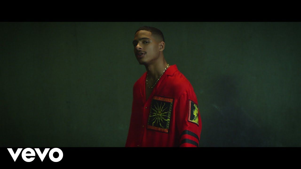 Arin Ray – Communication ft. DRAM (Official Video)